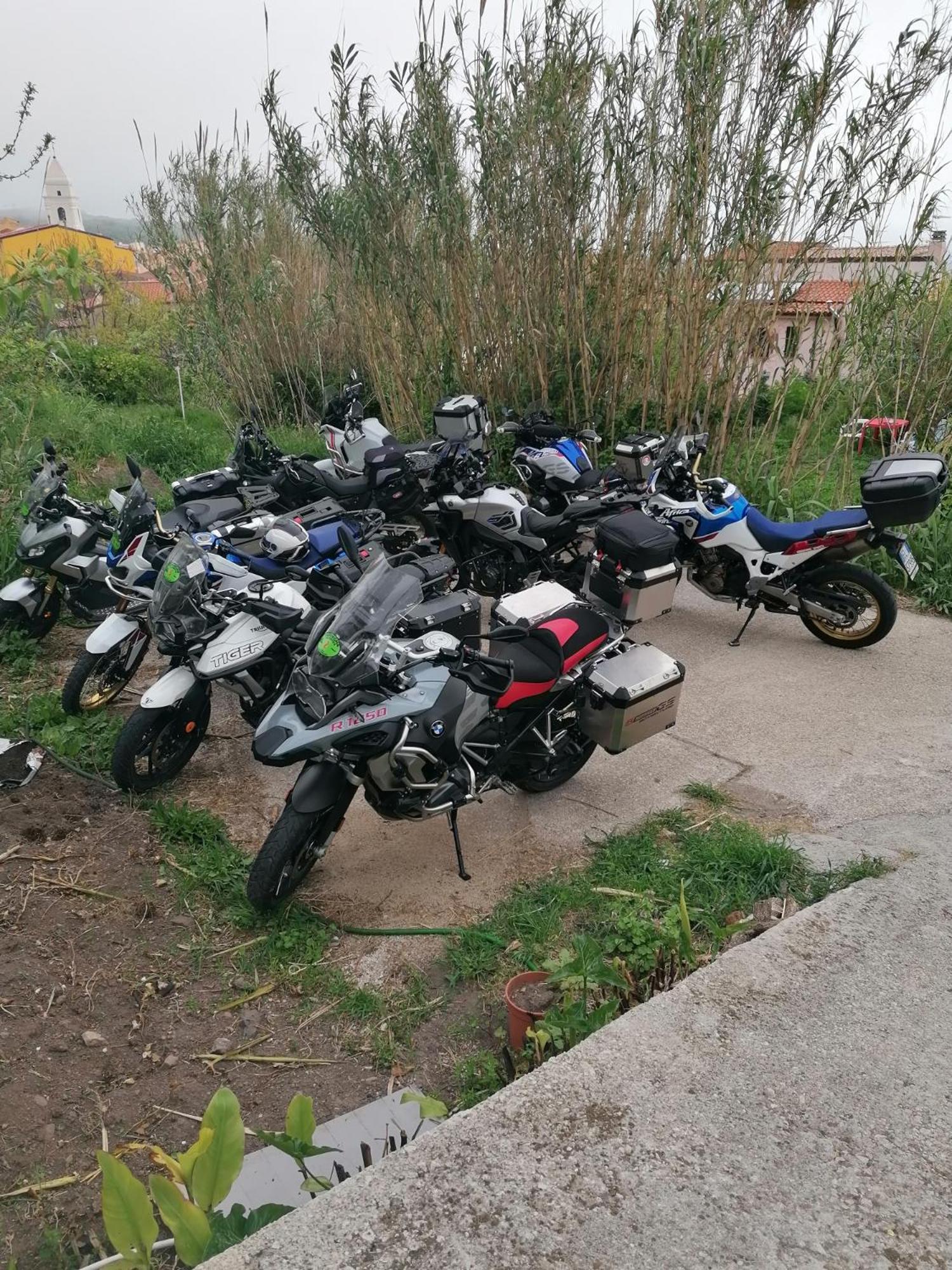 Affitta Camere Casa Delle Rose Villanova Monteleone Bagian luar foto